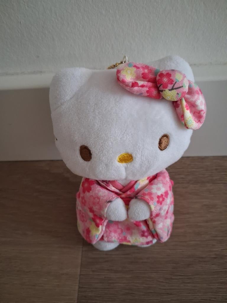 Knuffel Hello Kitty roze kimono jurk strik hanger L507, Ophalen of Verzenden, Zo goed als nieuw