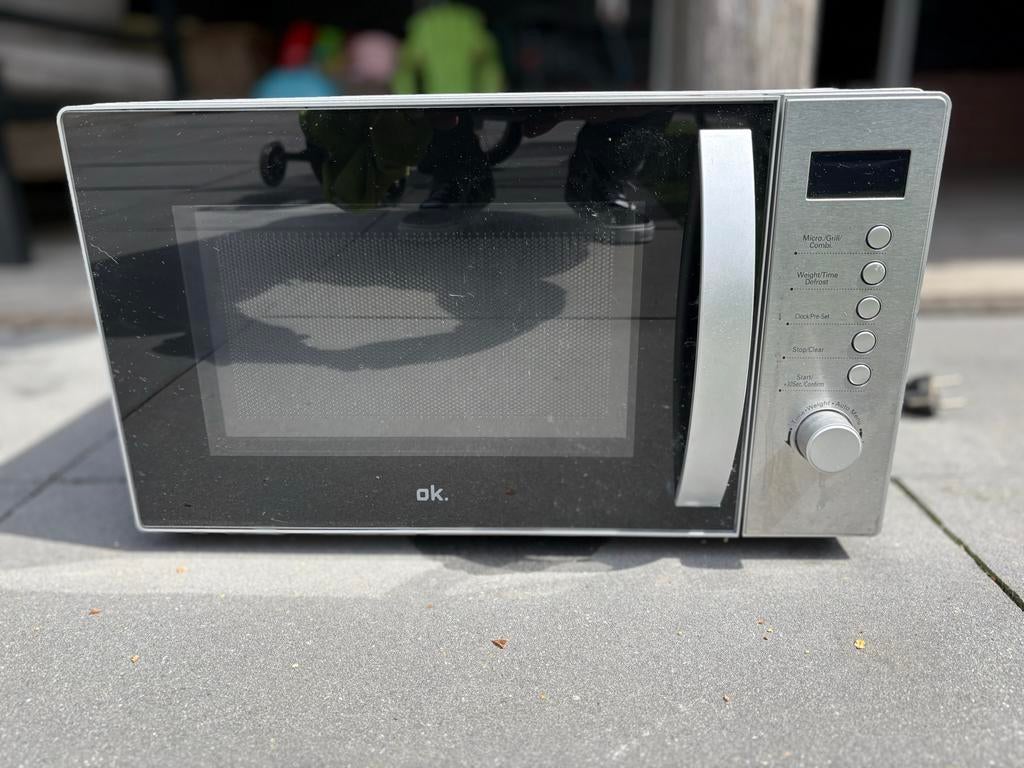 OK. OMW 2221 DS Combimagnetron met grill - gebruikt, Ophalen, Combimagnetron, Gebruikt, Minder dan 45 cm