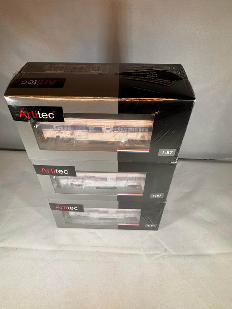 Aanbieding Artitec Groentewagens setje van drie Frico bordes, Hobby en Vrije tijd, Ophalen of Verzenden, Zo goed als nieuw, Gelijkstroom of Wisselstroom