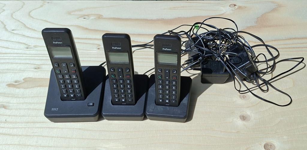 Profoon DECT draadloze telefoonset - Zolder opruiming, Ophalen of Verzenden, Niet werkend, 3 handsets