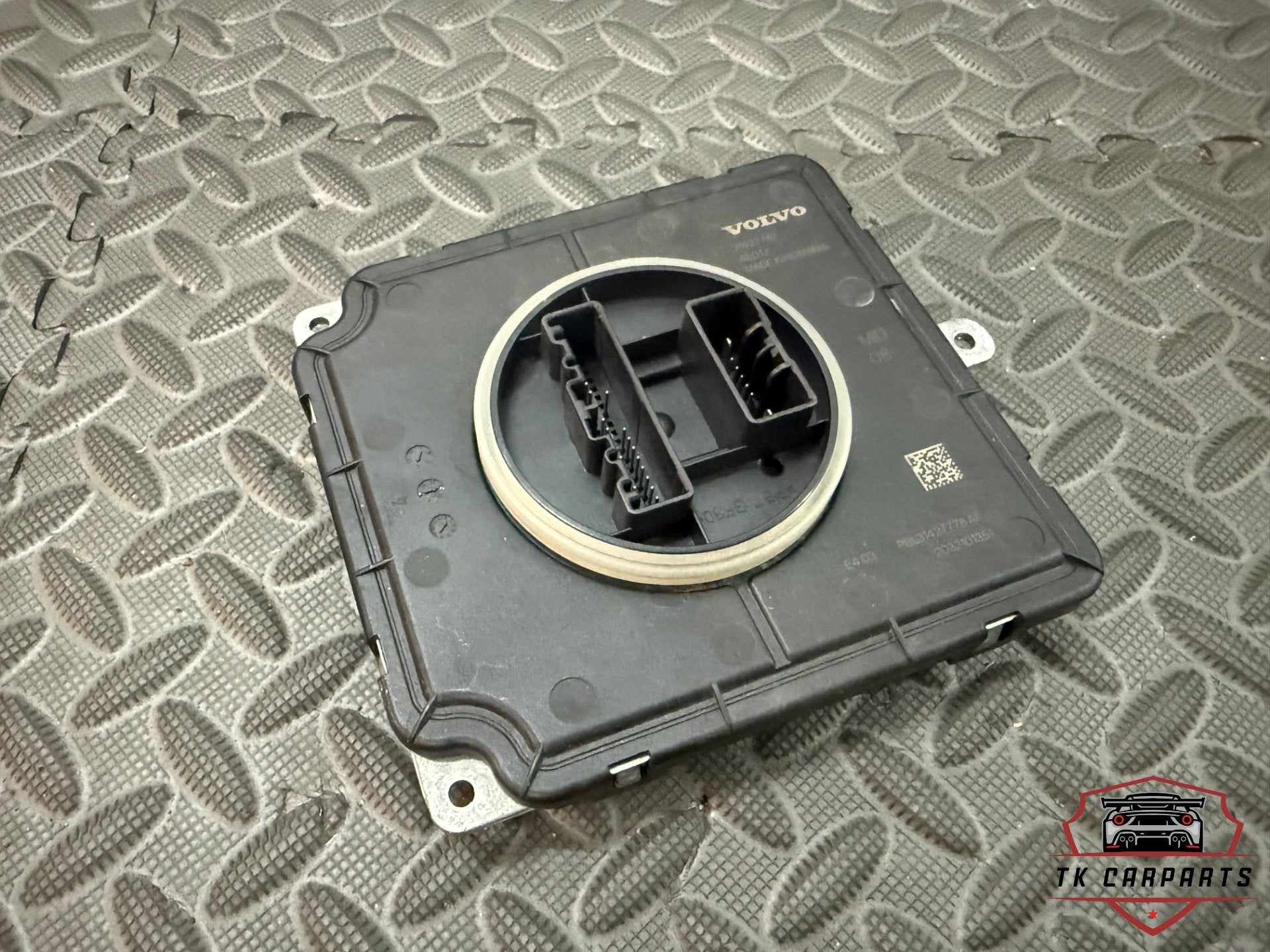 Orgineel Volvo koplamp module 31427787, Auto-onderdelen, Gunnar Engellaus vag 8
405 31  Gothenburg, SE, Info@volvocars.com, Nieuw