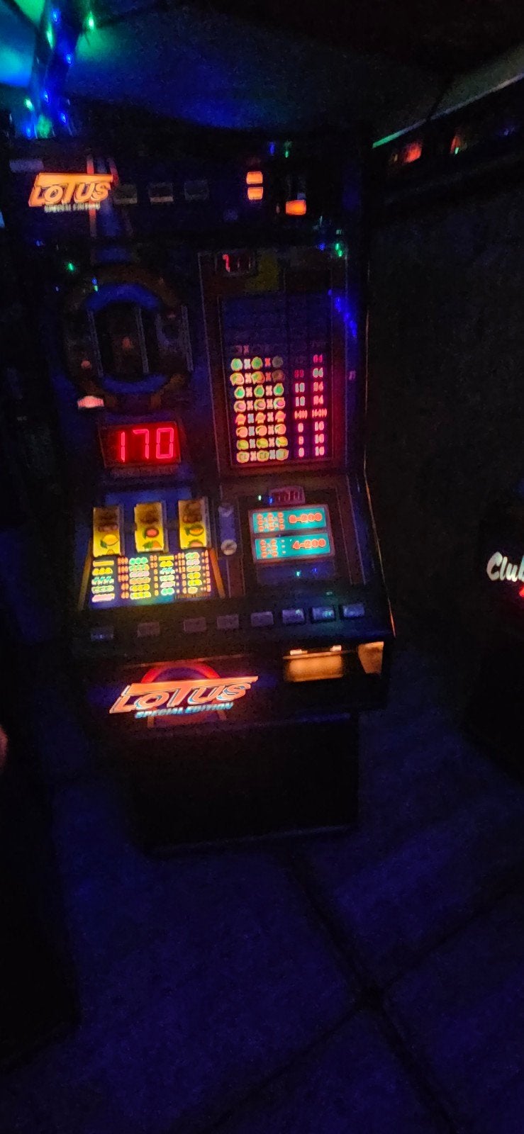 Lotus speciaal edition, Verzamelen, Automaten | Gokkasten en Fruitautomaten, Euro, Ophalen of Verzenden, Zo goed als nieuw