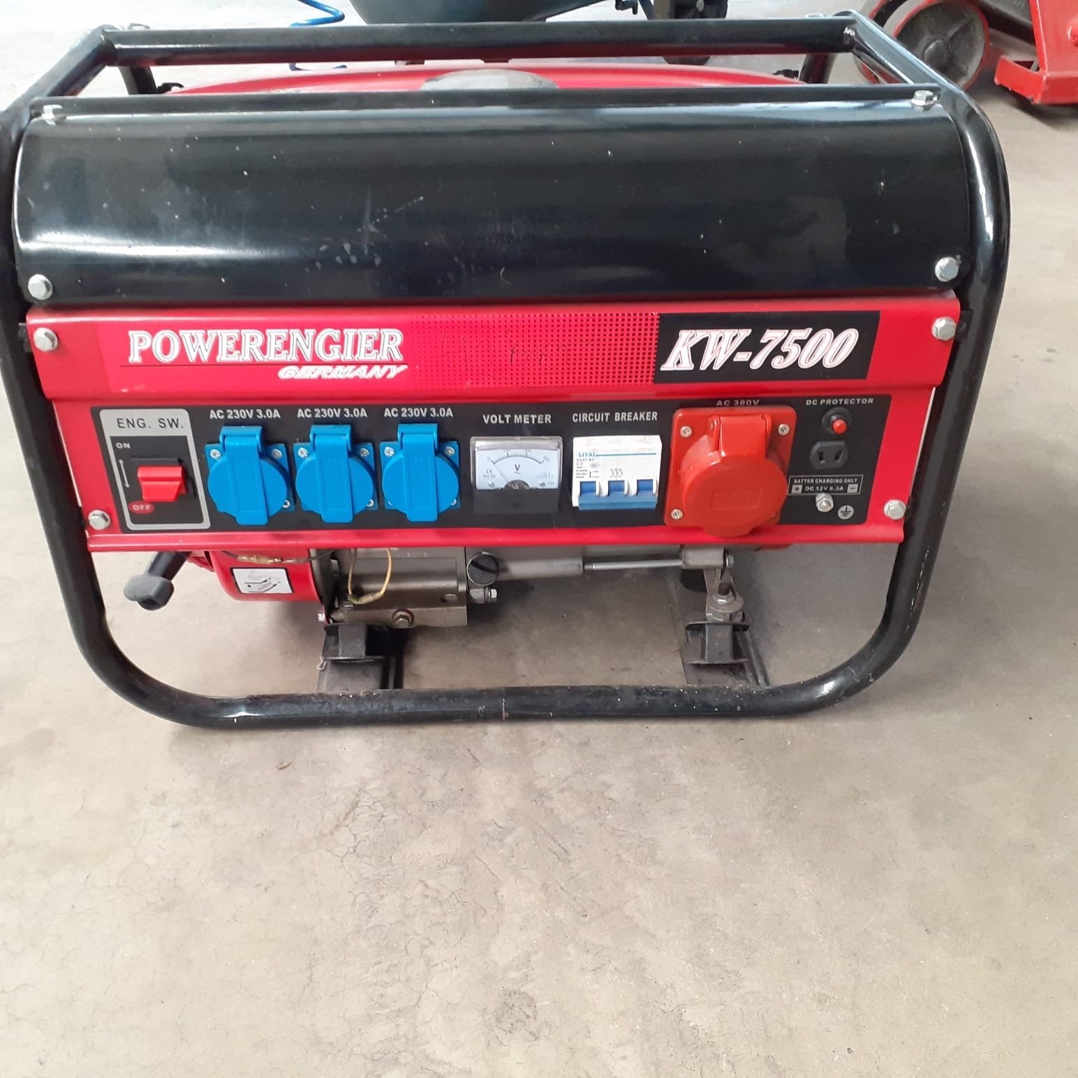 Powerengier KW-7500 Benzine Aggregaat, Ophalen of Verzenden, Gebruikt, 5 tot 10 kVA, Benzine