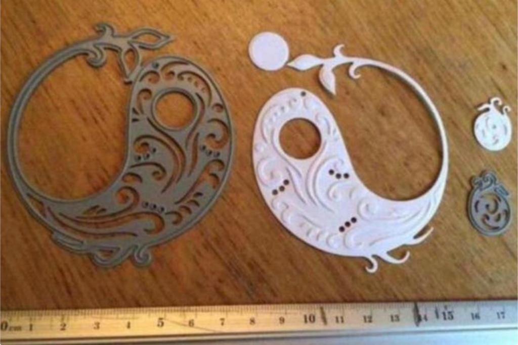 Snijmal set 2 delig ying en yang 1345, Ophalen of Verzenden, Zo goed als nieuw, Pons of Mal