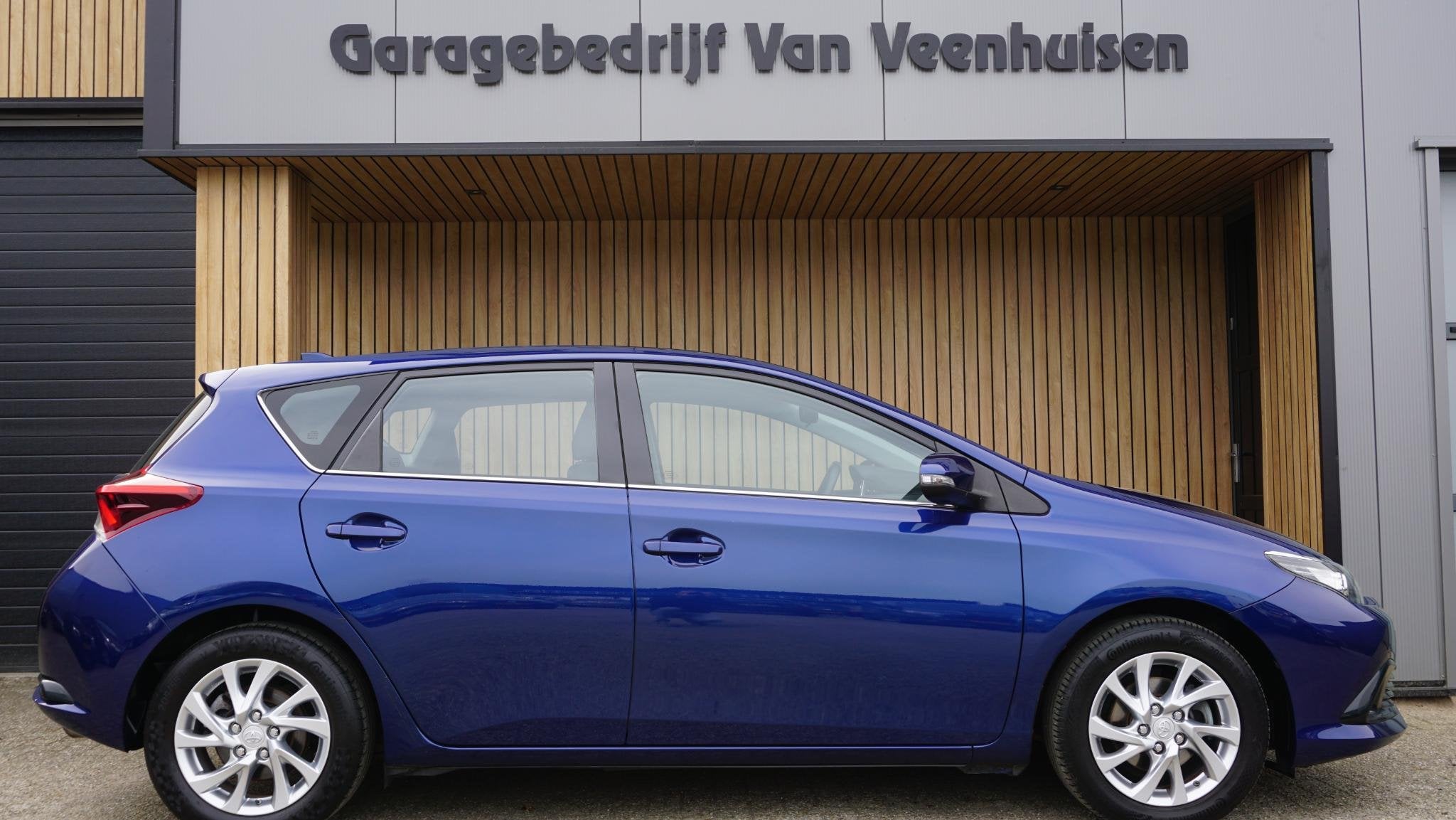 Toyota Auris 1.2T 115pk Aspiration Clima Trekhaak 16inch LM, Gebruikt, Euro 6, 4 cilinders, 1165 kg