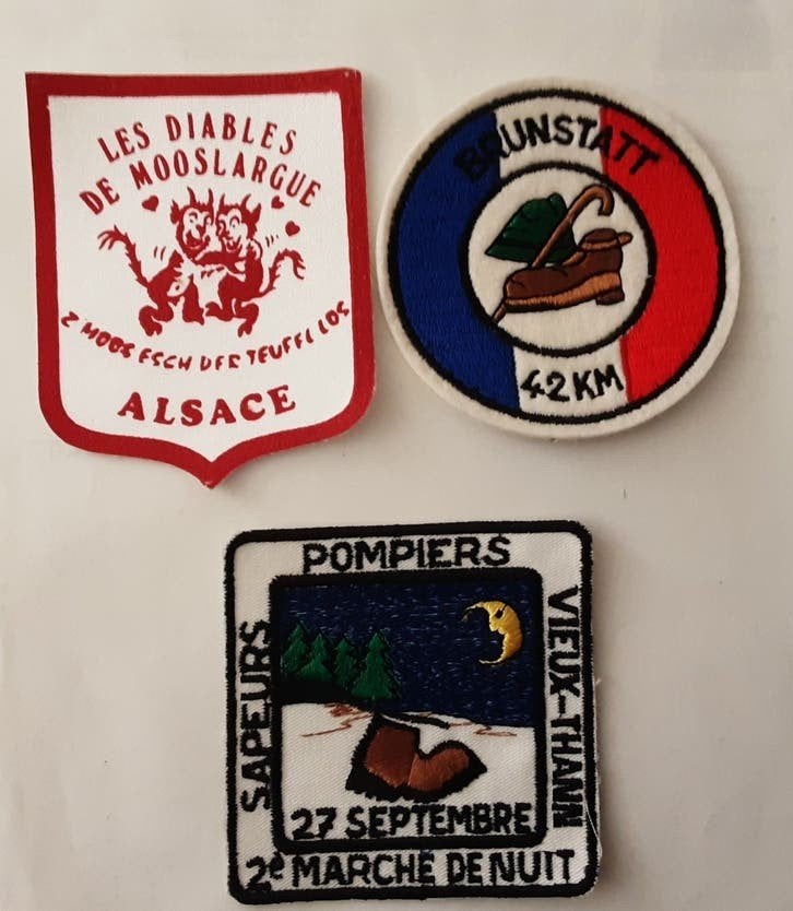 Vintage Franse wandelsport emblemen, Hobby en Vrije tijd, Kledingapplicaties en Hotfix, Ophalen of Verzenden, Zo goed als nieuw
