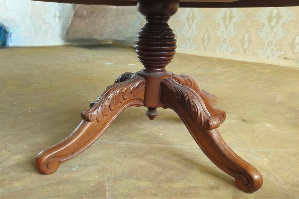 Wortelnoten salontafel met dikke glasplaat, Ophalen, 50 tot 75 cm, Rond, 50 tot 100 cm
