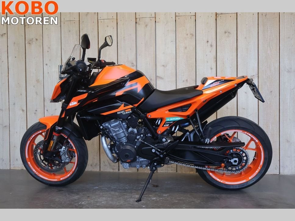 KTM 890 DUKE GP (bj 2022), 2 cilinders, Motorrijbewijs A, Bedrijf, Onbekend