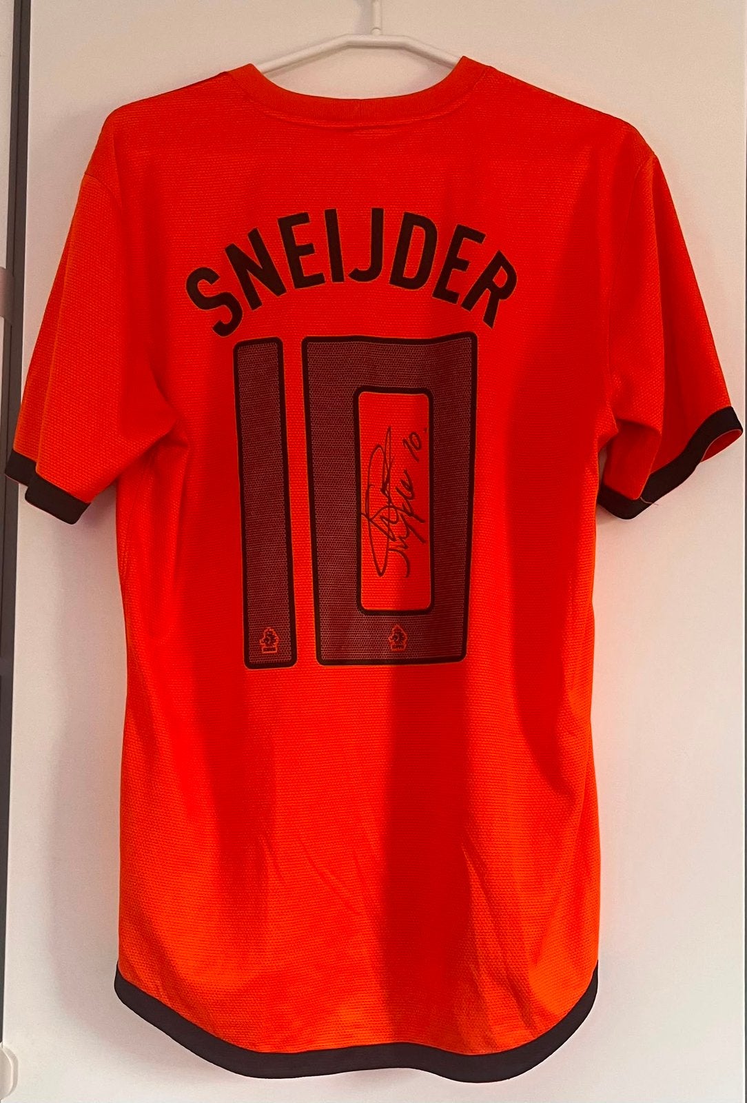 Gesigneerd Wesley Sneijder NL 2012-13 shirt inc bewijs M, Ophalen of Verzenden, Zo goed als nieuw, Overige binnenlandse clubs