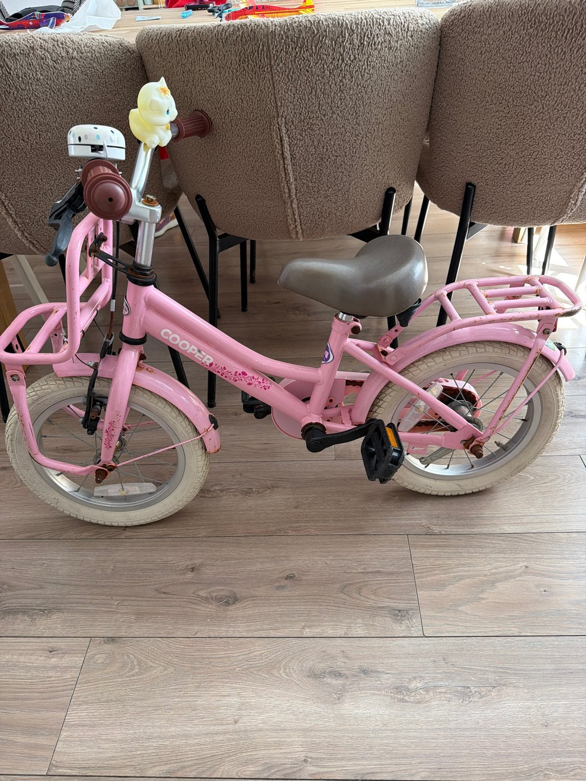 Roze kinderfiets Cooper, 14 inch, Fietsen en Brommers, Fietsen | Kinderfietsjes, Ophalen, Gebruikt, Terugtraprem, Minder dan 16 inch