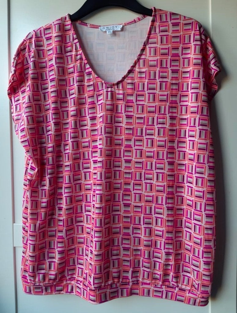 Vrolijke top met korte mouwen en V-hals Enjoy maat XL, Kleding | Dames, Tops, Meerkleurig, Maat 46/48 (XL) of groter, Enjoy, Nieuw
