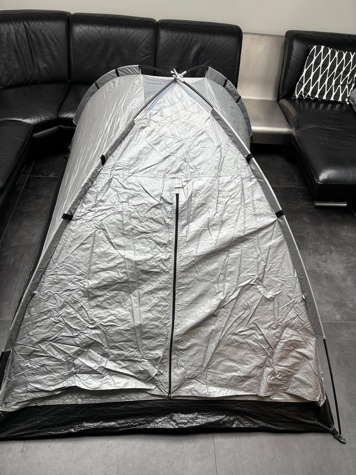 Compacte campingtent voor 2 personen - Ideaal voor festivals, Ophalen of Verzenden, Gebruikt, Tot en met 2