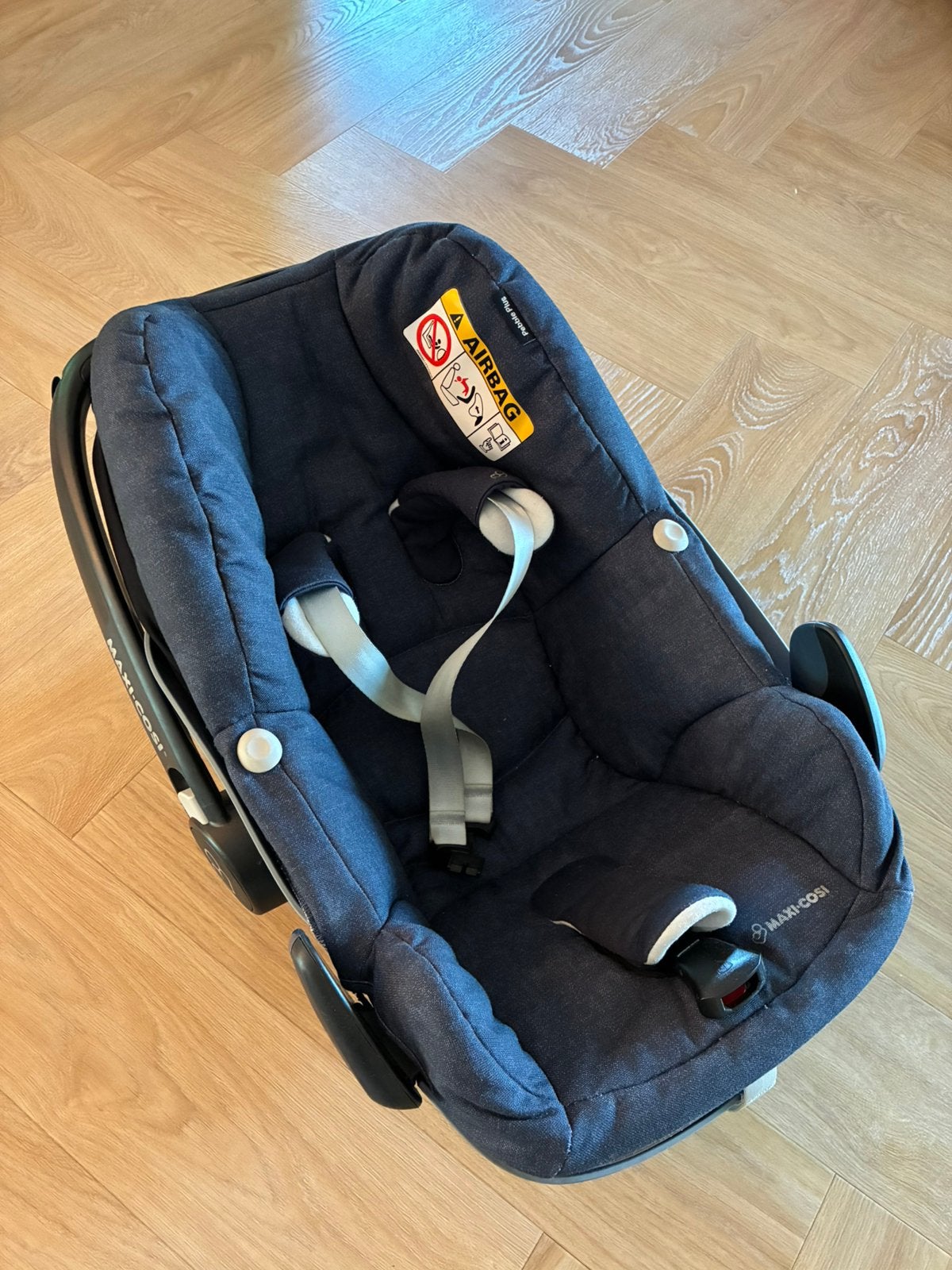 Maxi Cosi Pebble Plus, Autogordel, Ophalen of Verzenden, Zo goed als nieuw, 0 t/m 13 kg