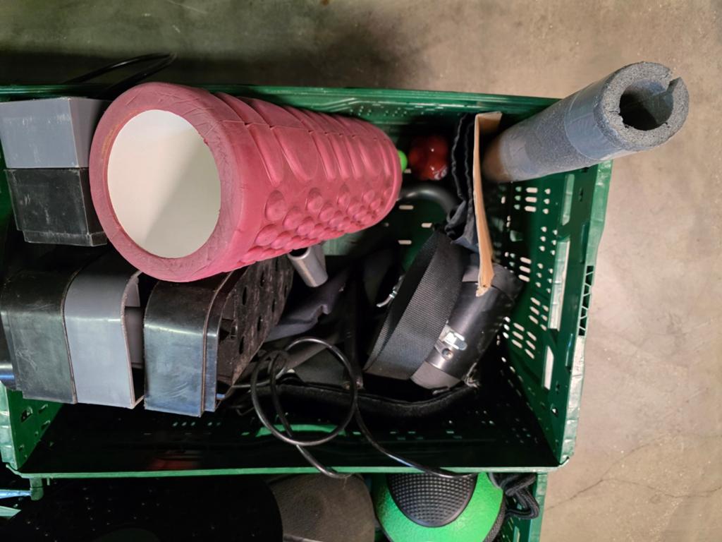 Diverse fitnessmaterialen (5 kratten), Sport en Fitness, Fitnessmaterialen, Benen, Gebruikt, Foamroller, Ophalen of Verzenden