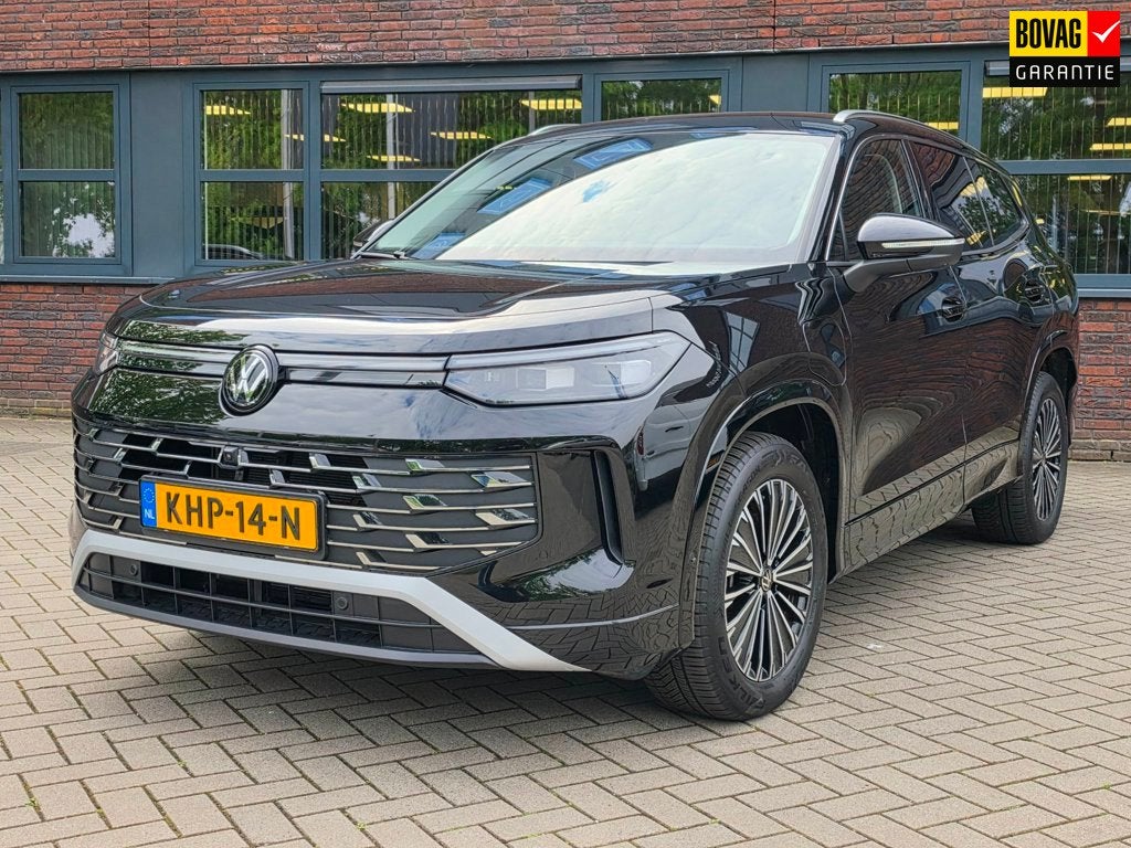 Volkswagen TAYRON 1.5 eHybrid Elegance Edition 360 camera|, Auto's, Volkswagen, 4 cilinders, 150 pk, Zwart, Plug-in hybride