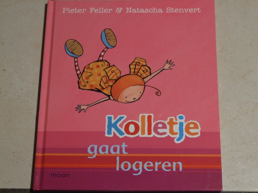 Kolletje gaat logeren / Pieter Feller & Natascha Stenvert, Ophalen of Verzenden, Zo goed als nieuw, Fictie algemeen, Voorleesboek