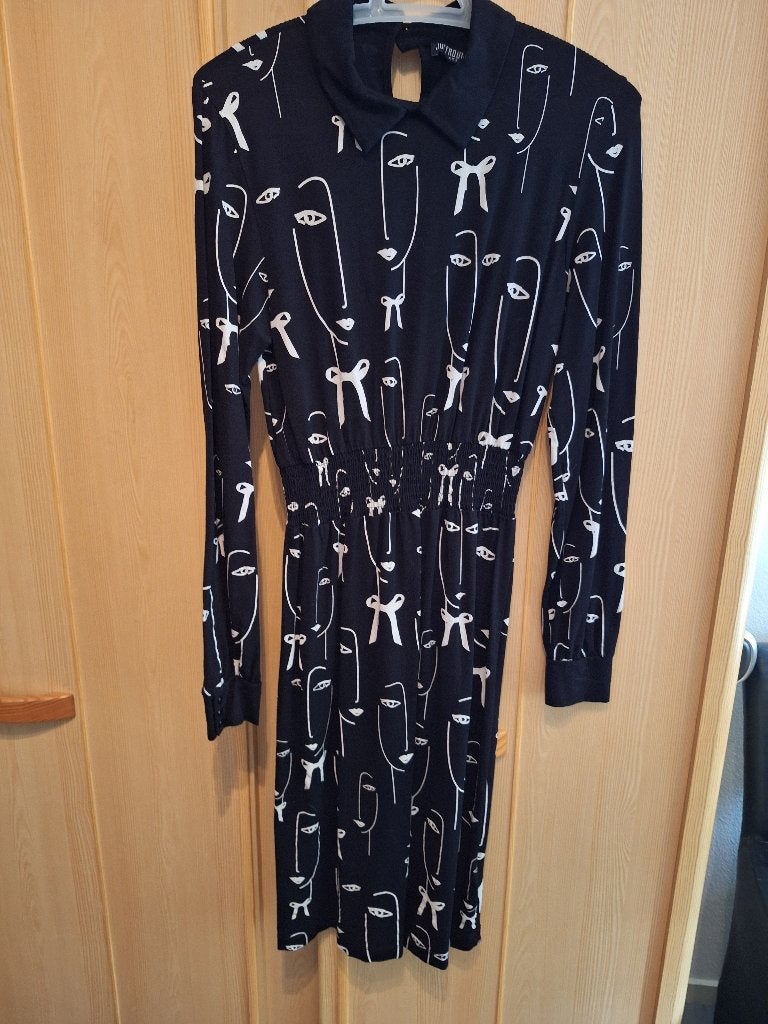 Stijlvolle jurk van Juffrouw Jansen Amsterdam, Kleding | Dames, Zwart, Ophalen of Verzenden, Zo goed als nieuw, Knielengte