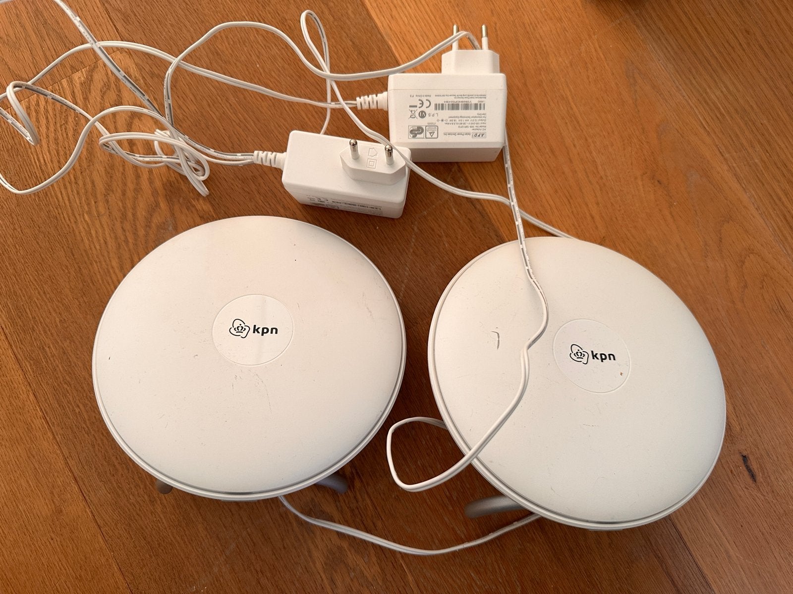 KPN SuperWifi Punten (2 stuks) - Arcadyan, Computers en Software, Ophalen of Verzenden, Gebruikt, Router