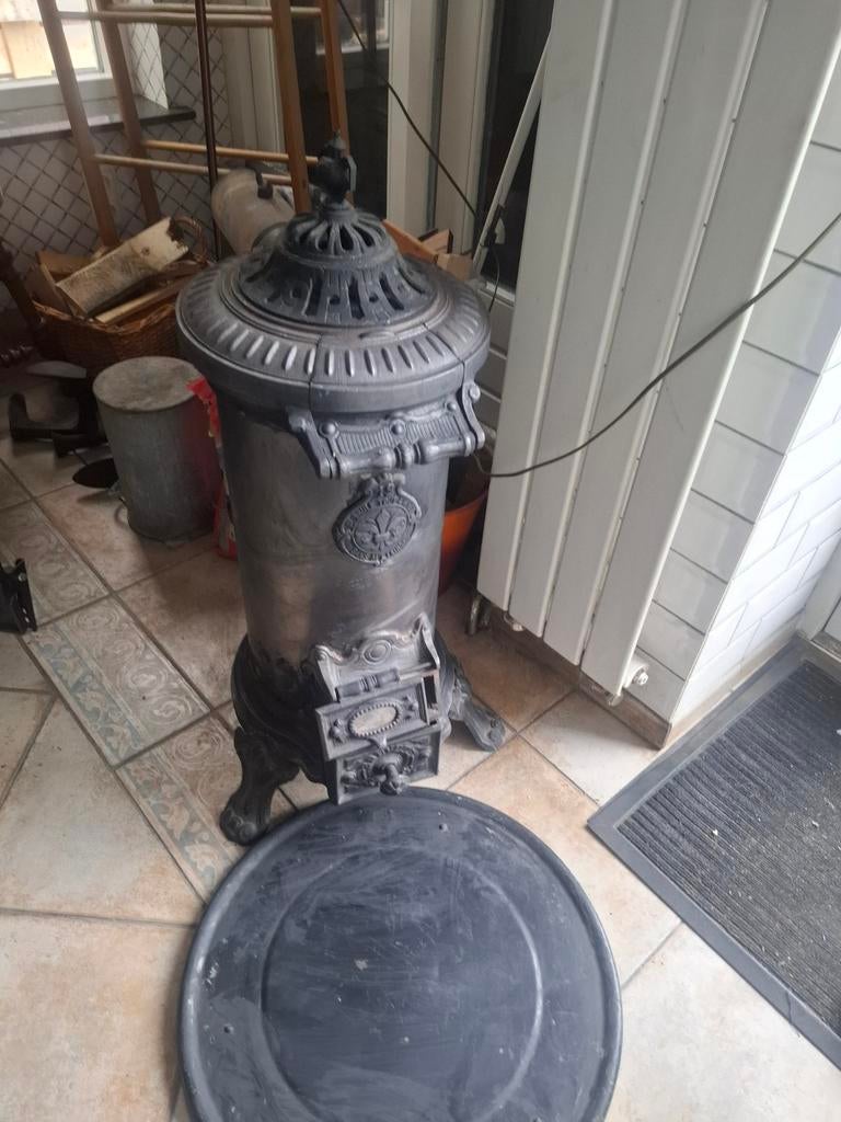 Mooie ouderwetse potkachel, Ophalen of Verzenden, Hout