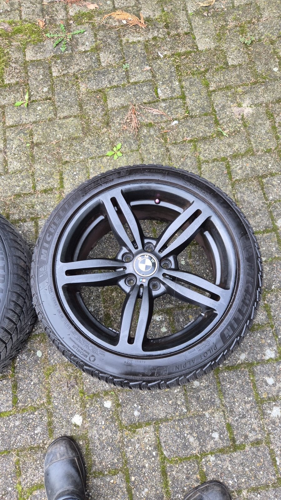 BMW M velgen met winterbanden 225/45/18, 18 inch, Gebruikt, Banden en Velgen, Personenwagen