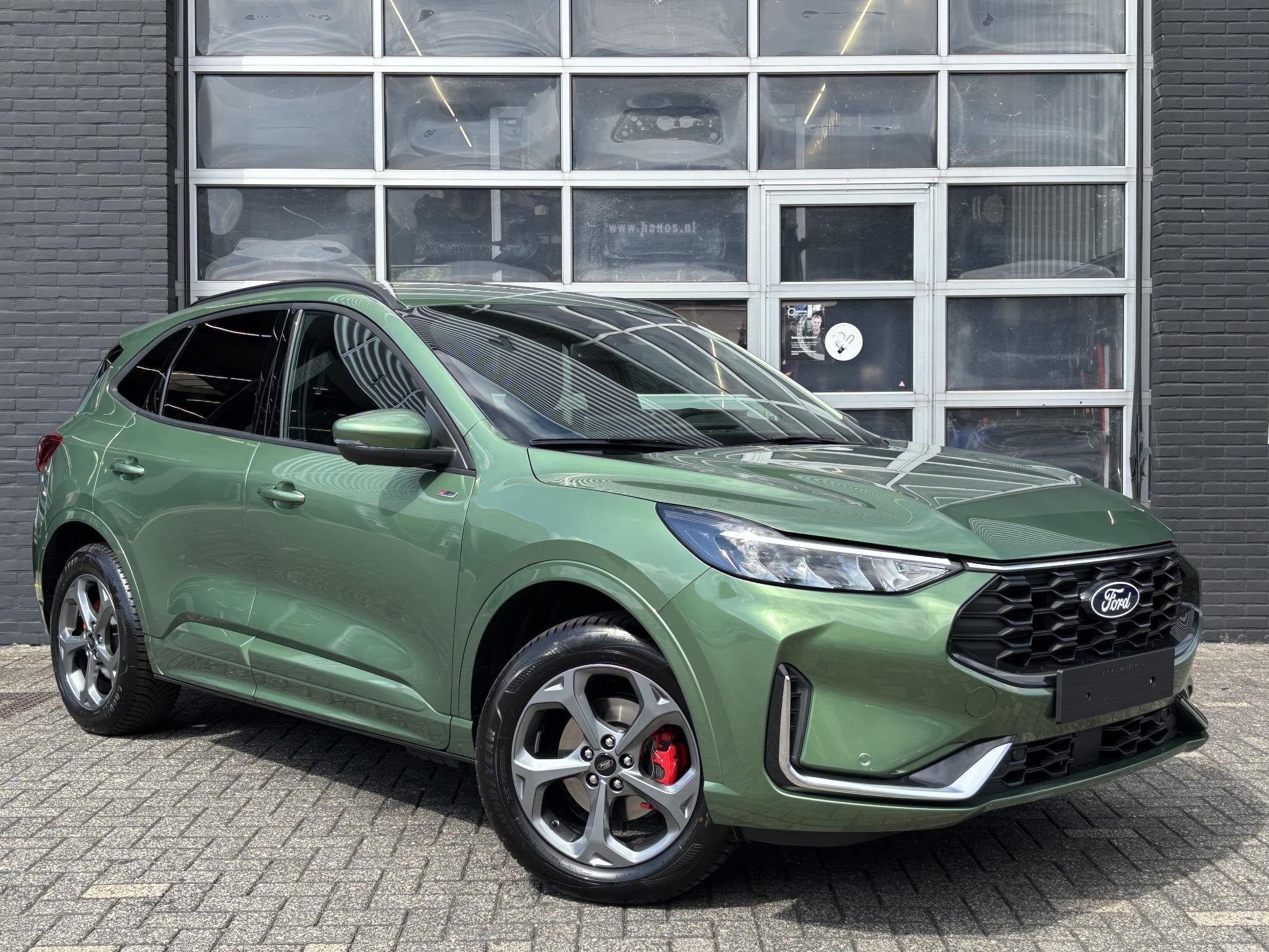Ford Kuga 2.5 PHEV ST-Line X | Elektr. Trekhaak | 360 camera, 14 kWh, Lichtsensor, Euro 6, 4 cilinders