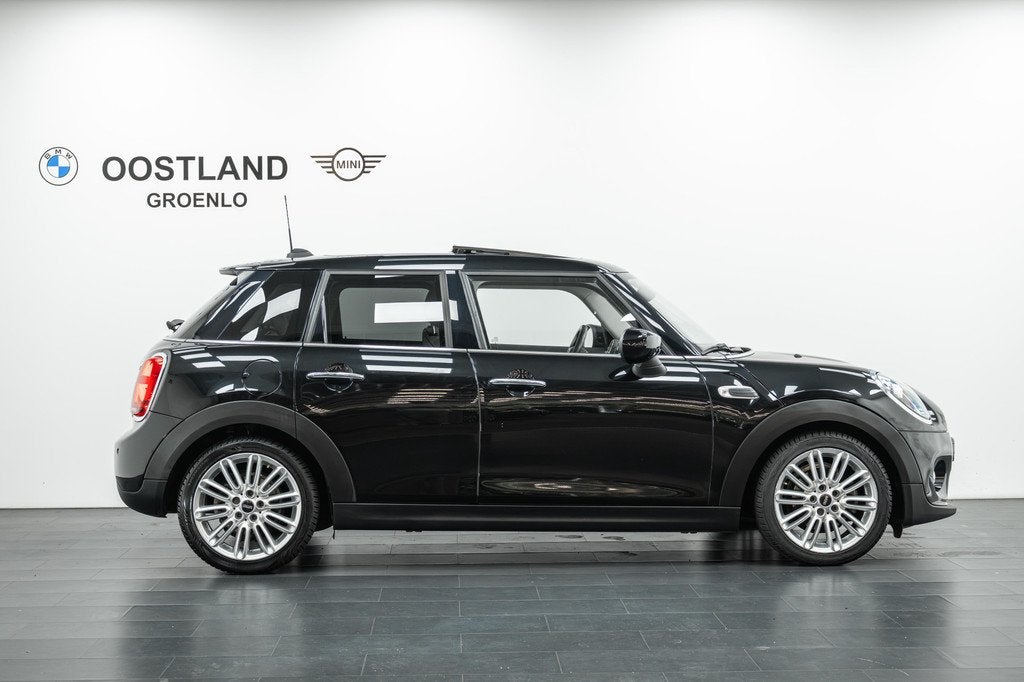 MINI Hatchback Cooper Chili / Panoramadak / Comfortstoelen /, 136 pk, Gebruikt, Euro 6, Met garantie (alle)