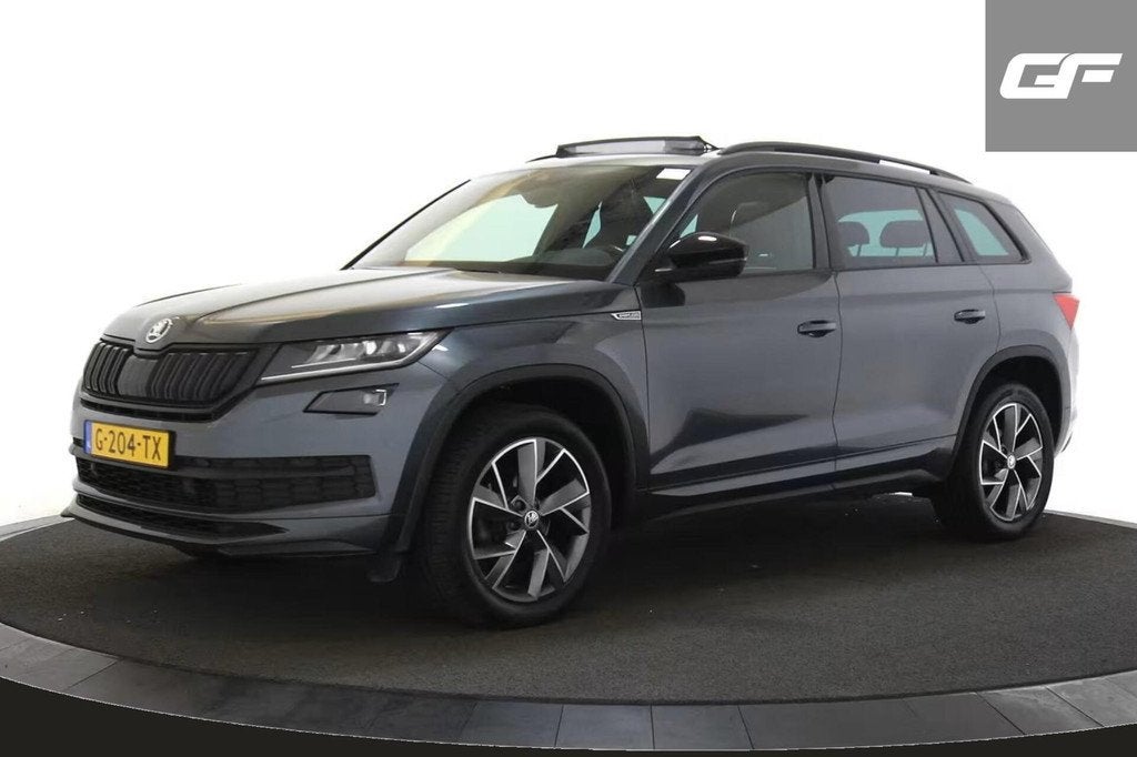 Skoda Kodiaq 1.5 TSI Sportline Pano Canton Memory ACC Camera, Auto's, Skoda, 4 cilinders, 1481 kg, Origineel Nederlands, Bedrijf