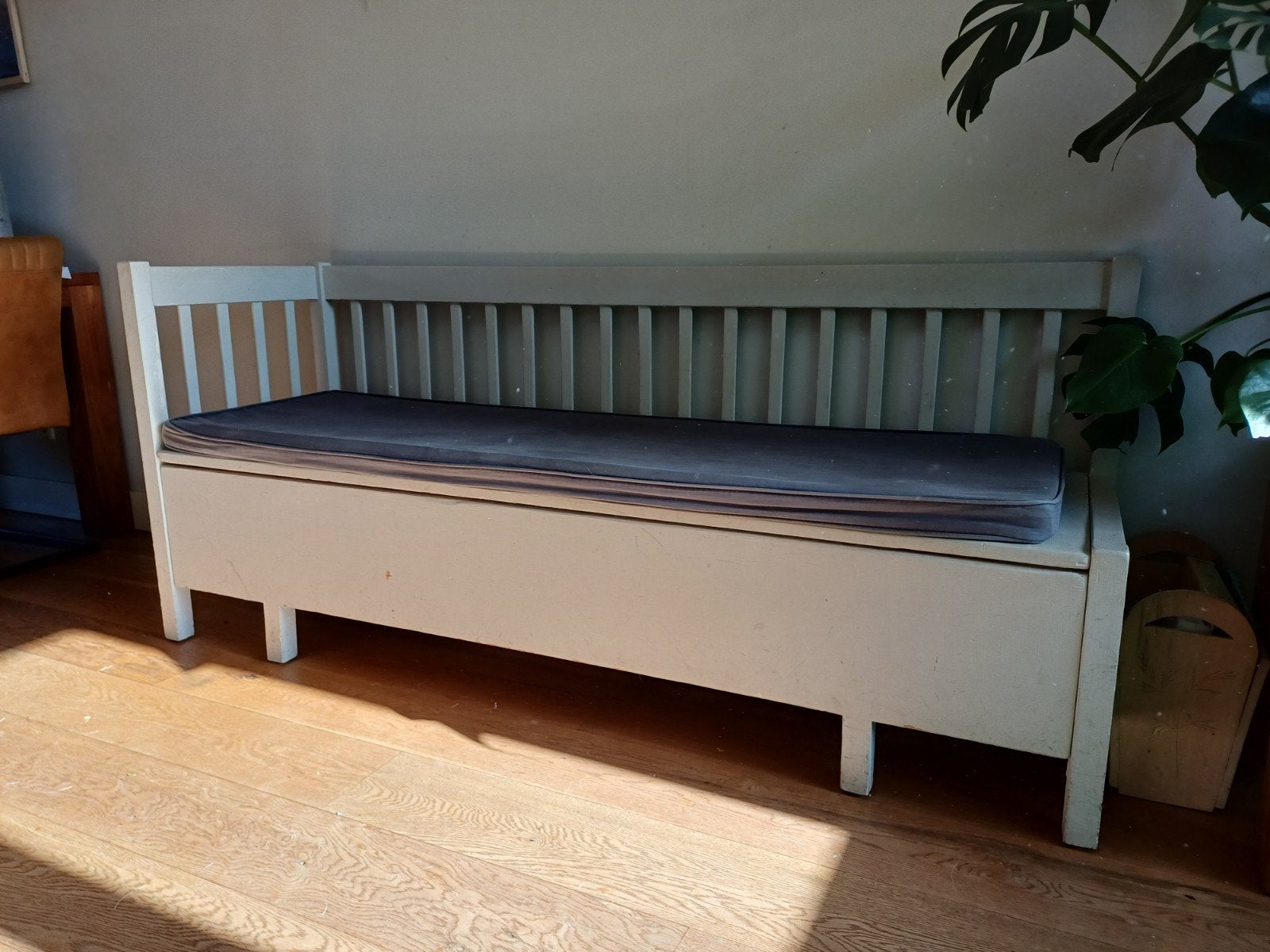 Taupekleurige houten bank met opbergruimte en kussen, Ophalen, Gebruikt, Hout