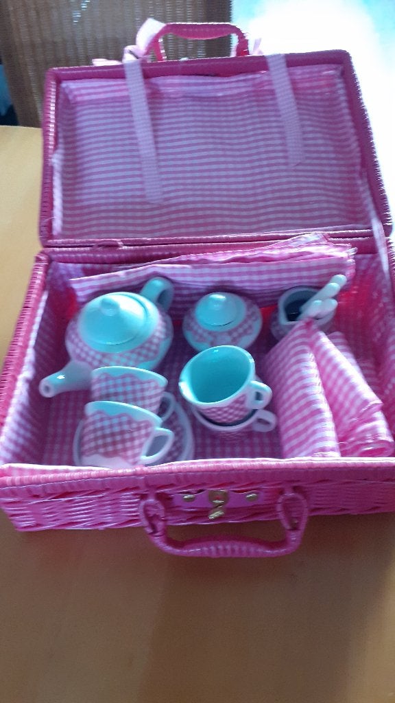 speelgoed poppenservies in koffer, Ophalen of Verzenden, Gebruikt, Overige typen
