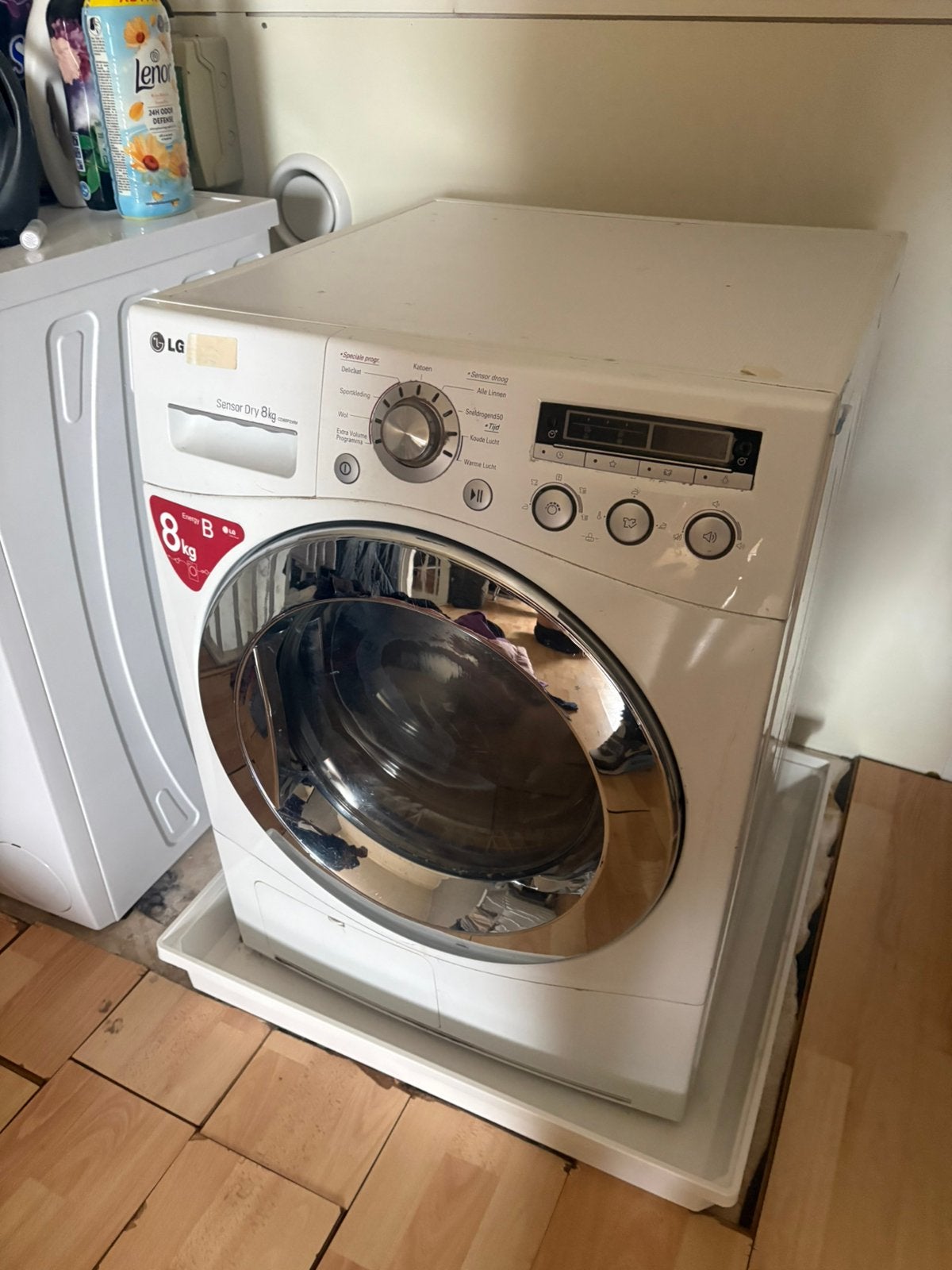 Lg wasdroger 8 kilo, Witgoed en Apparatuur, Wasmachines, Ophalen of Verzenden, Gebruikt, 1200 tot 1600 toeren