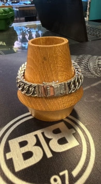 BUDDHA TO BUDDHA ARMBAND TYPE 158 F ESTHER SMALL € 649,95, Ophalen of Verzenden, Zo goed als nieuw, Zilver, Zilver