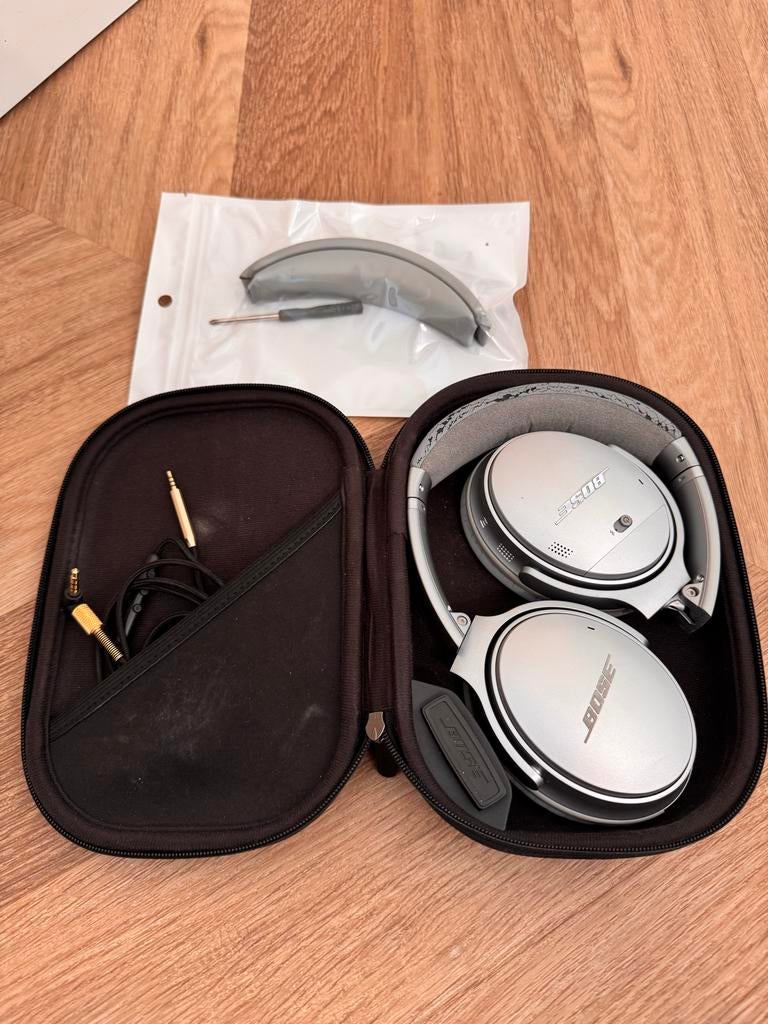 Bose QuietComfort 25 Zilver koptelefoon, Ophalen of Verzenden, Gebruikt, Over oor (circumaural)