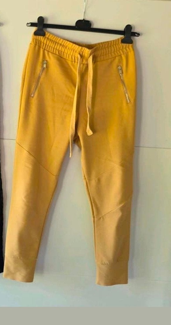 Elias Rumelis Luxe jogger pantalon M, Maat 38/40 (M), Geel, Ophalen of Verzenden, Elias Rumelis
