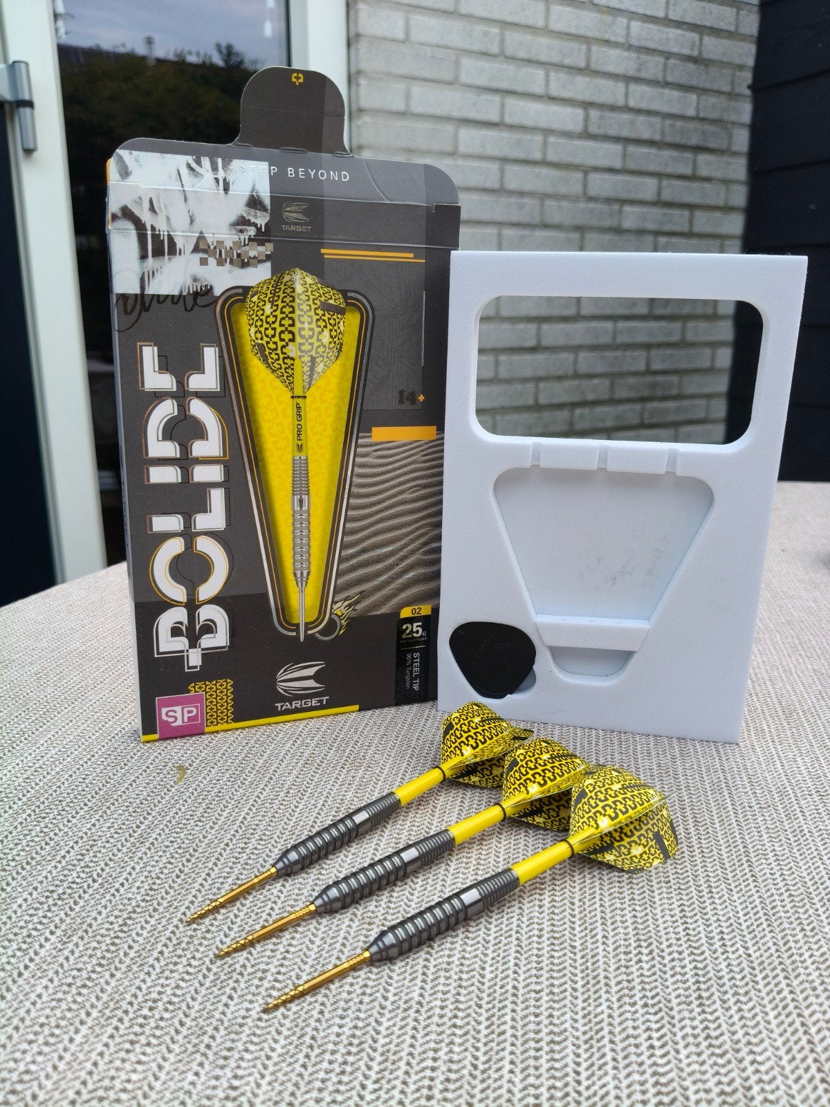 Target Bolide 02 Swiss point 25 gram, Sport en Fitness, Darts, Ophalen of Verzenden, Zo goed als nieuw, Pijlen