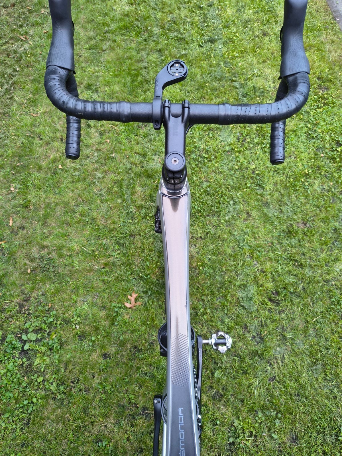 Foto 9 van Trek Emonda SL5 Disc 2022 - Quick Silver - Maat 54