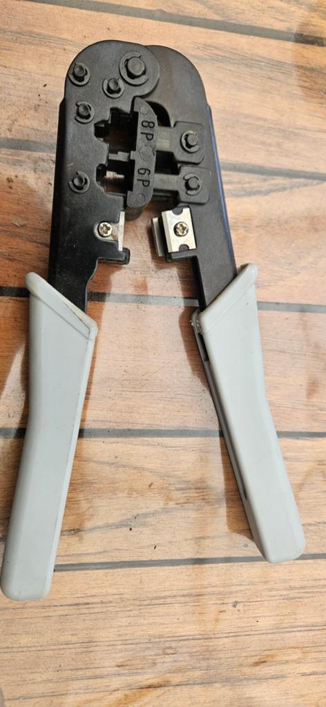RJ45 Krimptang - Netwerkkabel Tang, Ophalen of Verzenden, Gebruikt