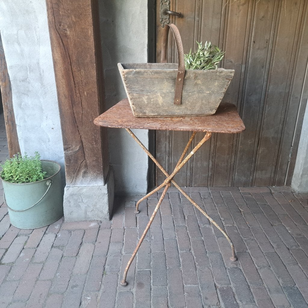 Oud brocante Frans metalen bistrotafeltje tafeltje *Etage3*, Gebruikt, ., Ophalen of Verzenden, .