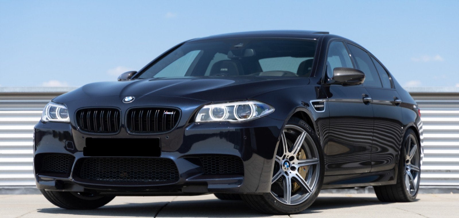 M5 Competition edition 1 of 15  24dkm, Auto's, Achterwielaandrijving, 2000 kg, Zwart, Particulier