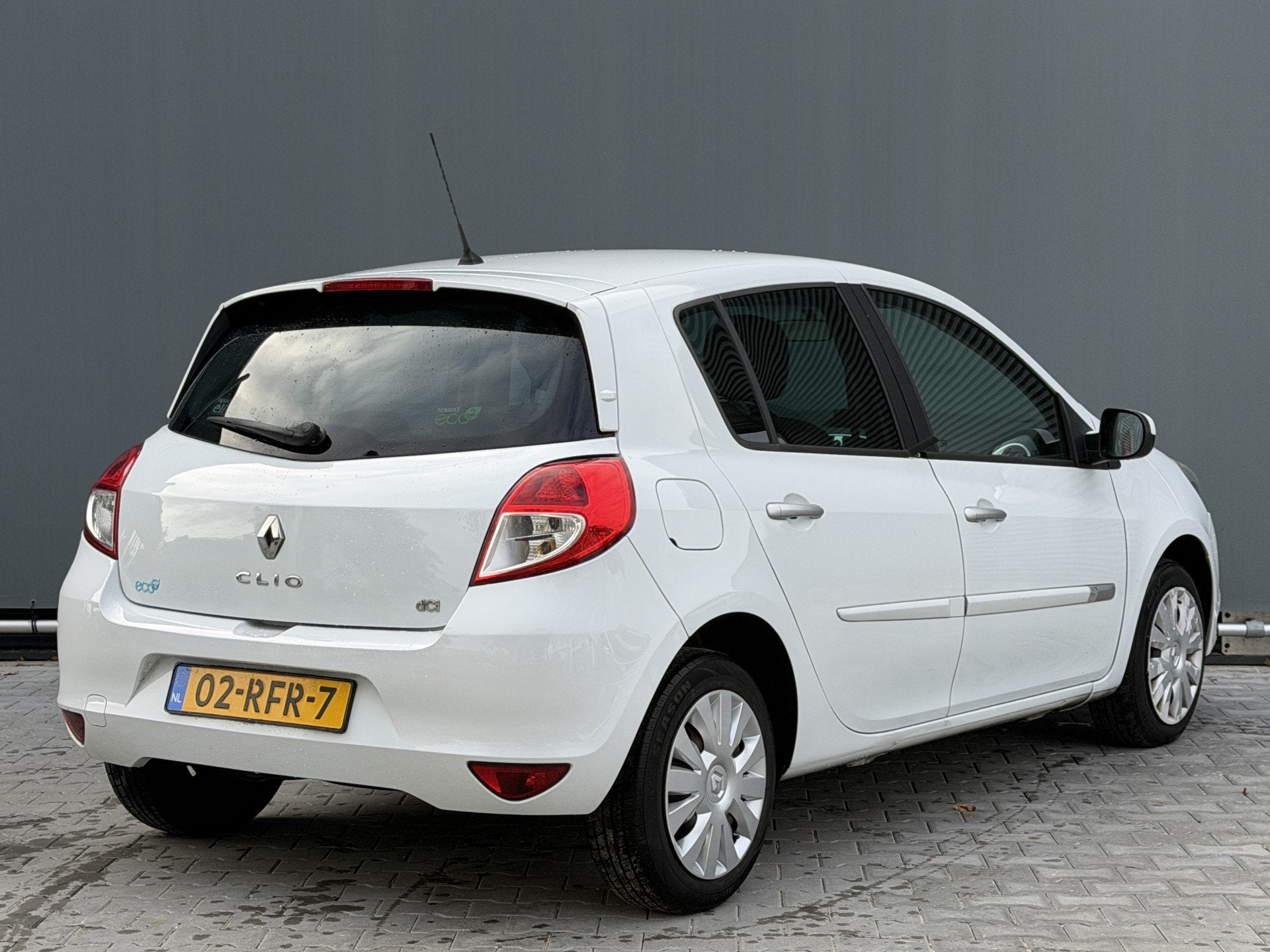 Renault Clio BWJ 2011 | 1.5 dCi 89PK Authentique | AIRCO | R, Voorwielaandrijving, Euro 5, Gebruikt, 4 cilinders