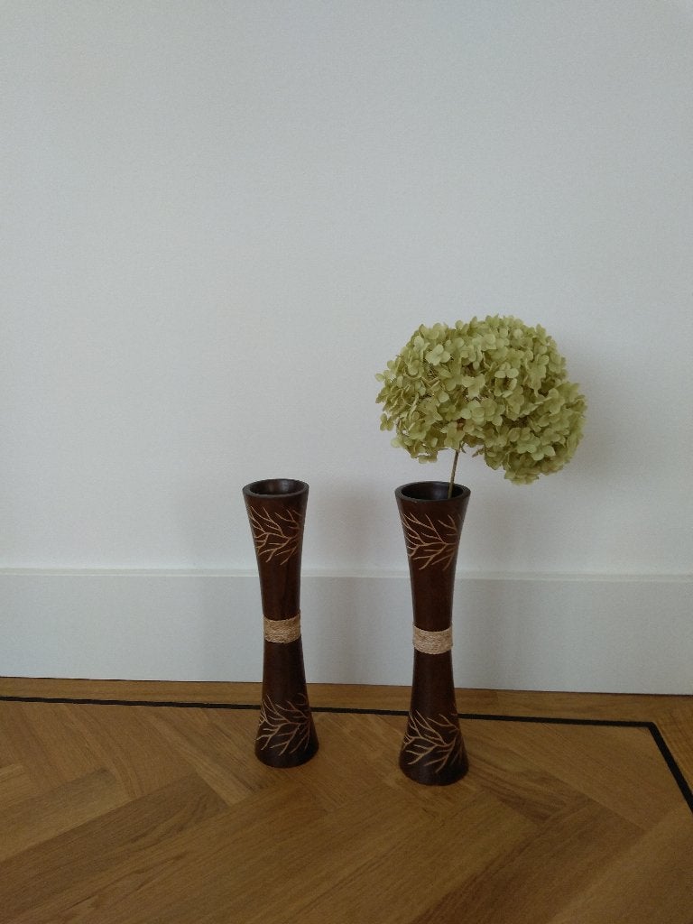 Twee Mooie Houten Vazen 30,5 cm x 7,5 cm in Wabi Sabi Sfeer, Overige materialen, Overige kleuren, Nieuw, Ophalen of Verzenden