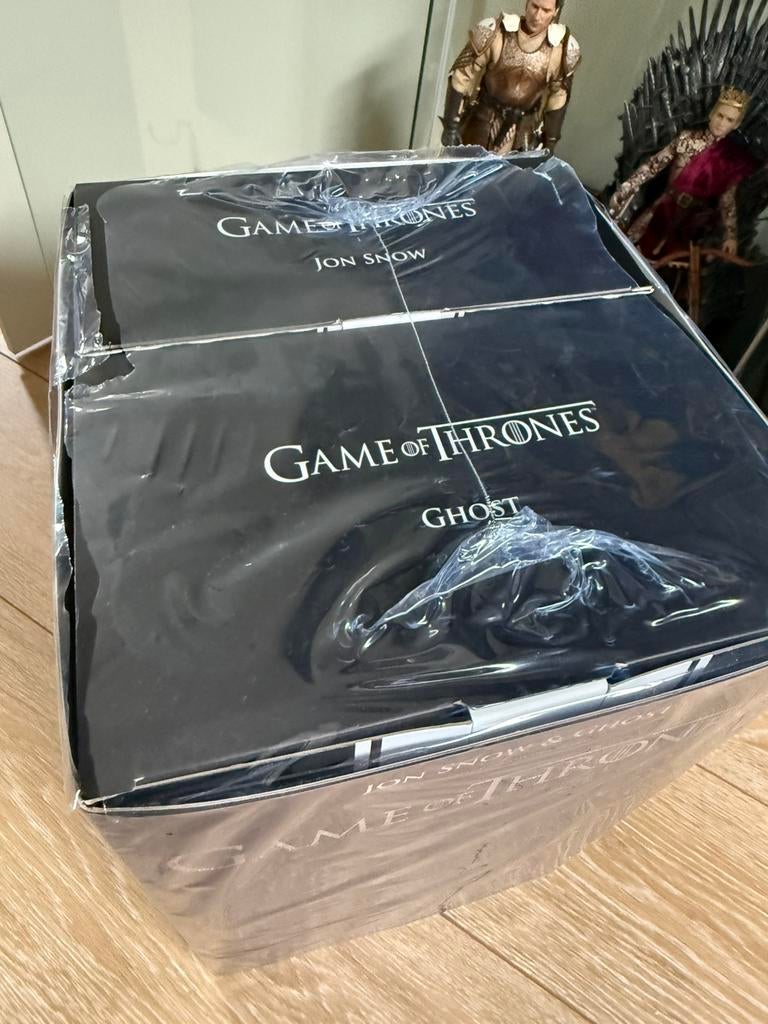 Game of Thrones 1/6 Jon Snow and Ghost Threezero, Verzamelen, Film en Tv, Zo goed als nieuw, Tv, Beeldje, Replica of Model, Ophalen of Verzenden