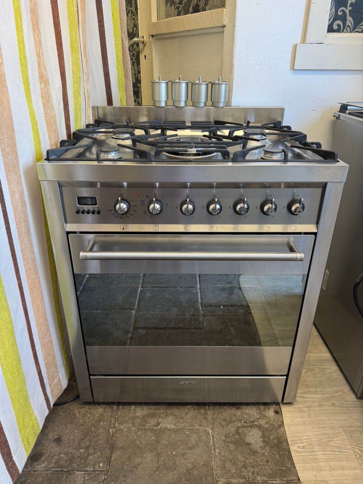Luxe RVS Fornuis | SMEG | 5 Pits | 70cm Breed | Werkt Goed, Ophalen, Gebruikt, 60 cm of meer, Gas