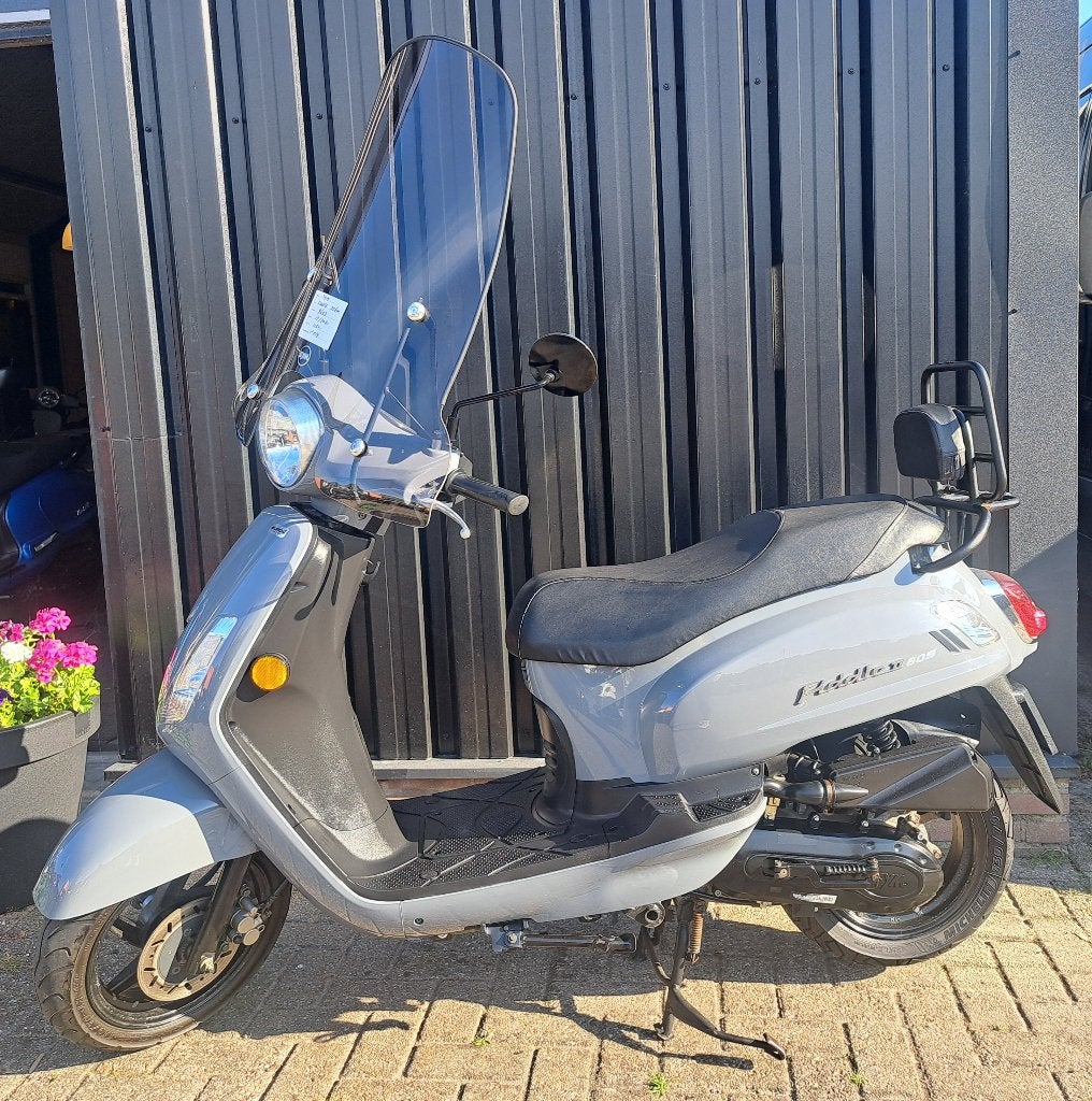 Sym Fiddle snorscooter, Rich Grey, Fietsen en Brommers, Scooters | SYM, Ophalen, Zo goed als nieuw, Benzine, Fiddle