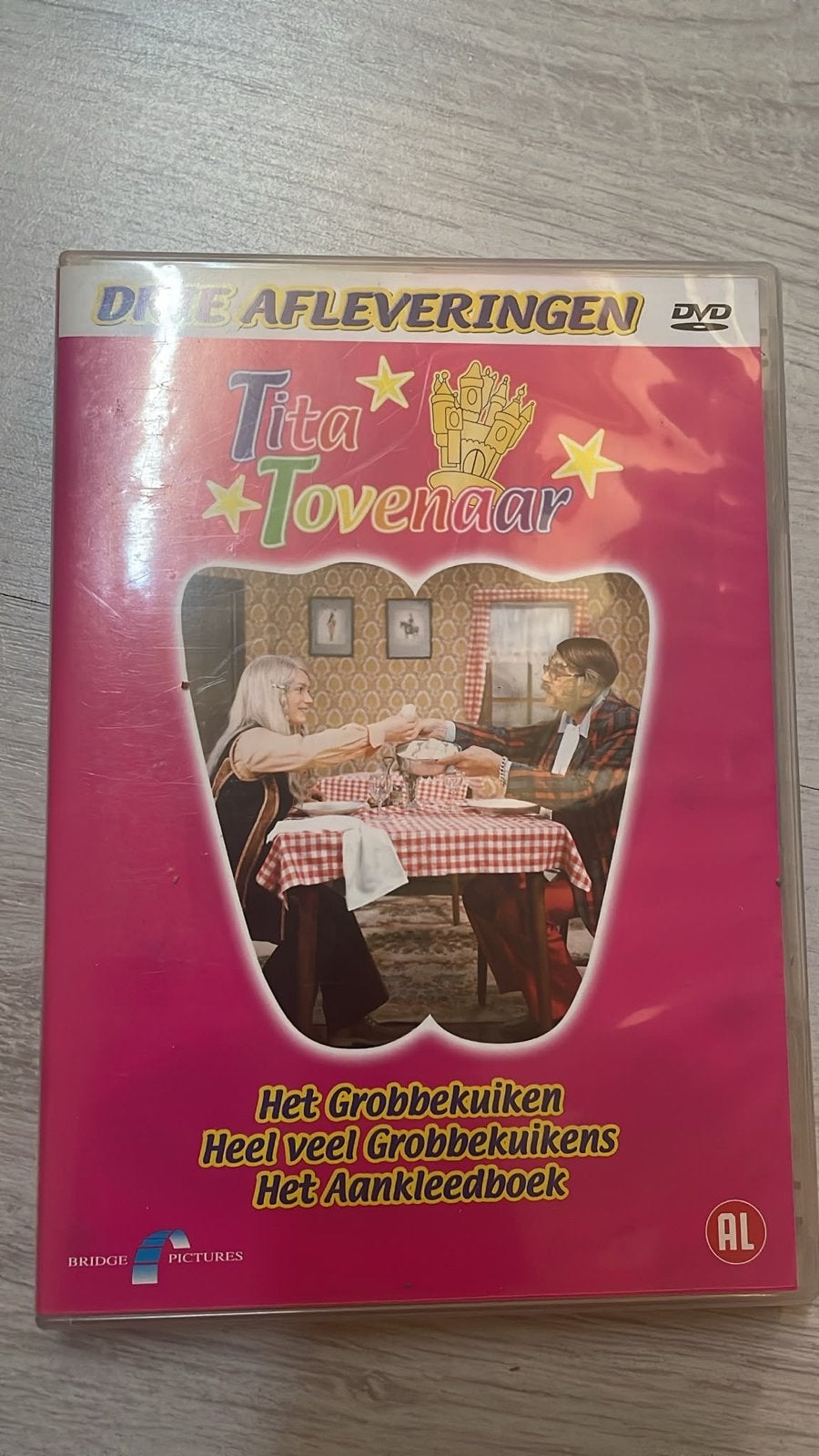Tita Tovenaar - Het Grobbekuiken DVD (3 afleveringen), Gebruikt, Alle leeftijden, Tv-serie, Familie