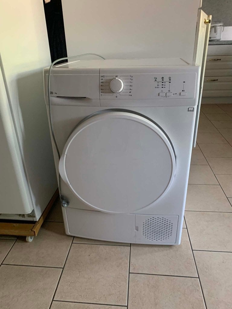 DROOGKAST IN NIEUWE STAAT, Witgoed en Apparatuur, Wasdrogers, Ophalen, Zo goed als nieuw, Condens, 85 tot 90 cm