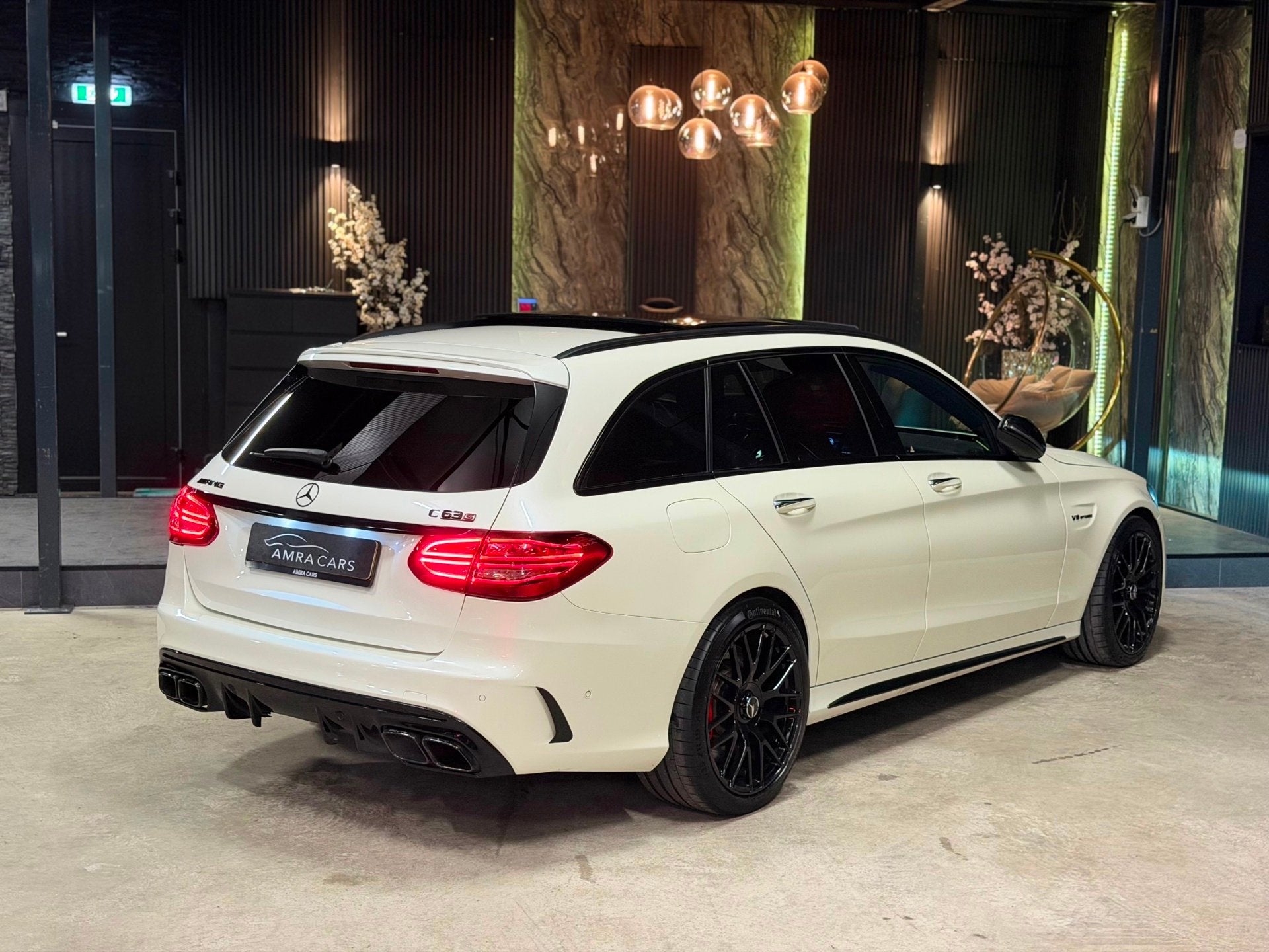Mercedes-Benz C-klasse Estate AMG 63 Premium Plus Pack|PANO|, Automaat, Achterwielaandrijving, 1715 kg, Wit