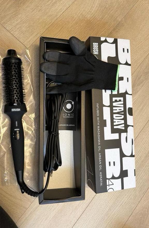 Brush 40 warmteborstel - Helemaal nieuw!, Ophalen of Verzenden, Nieuw, Haarverzorging