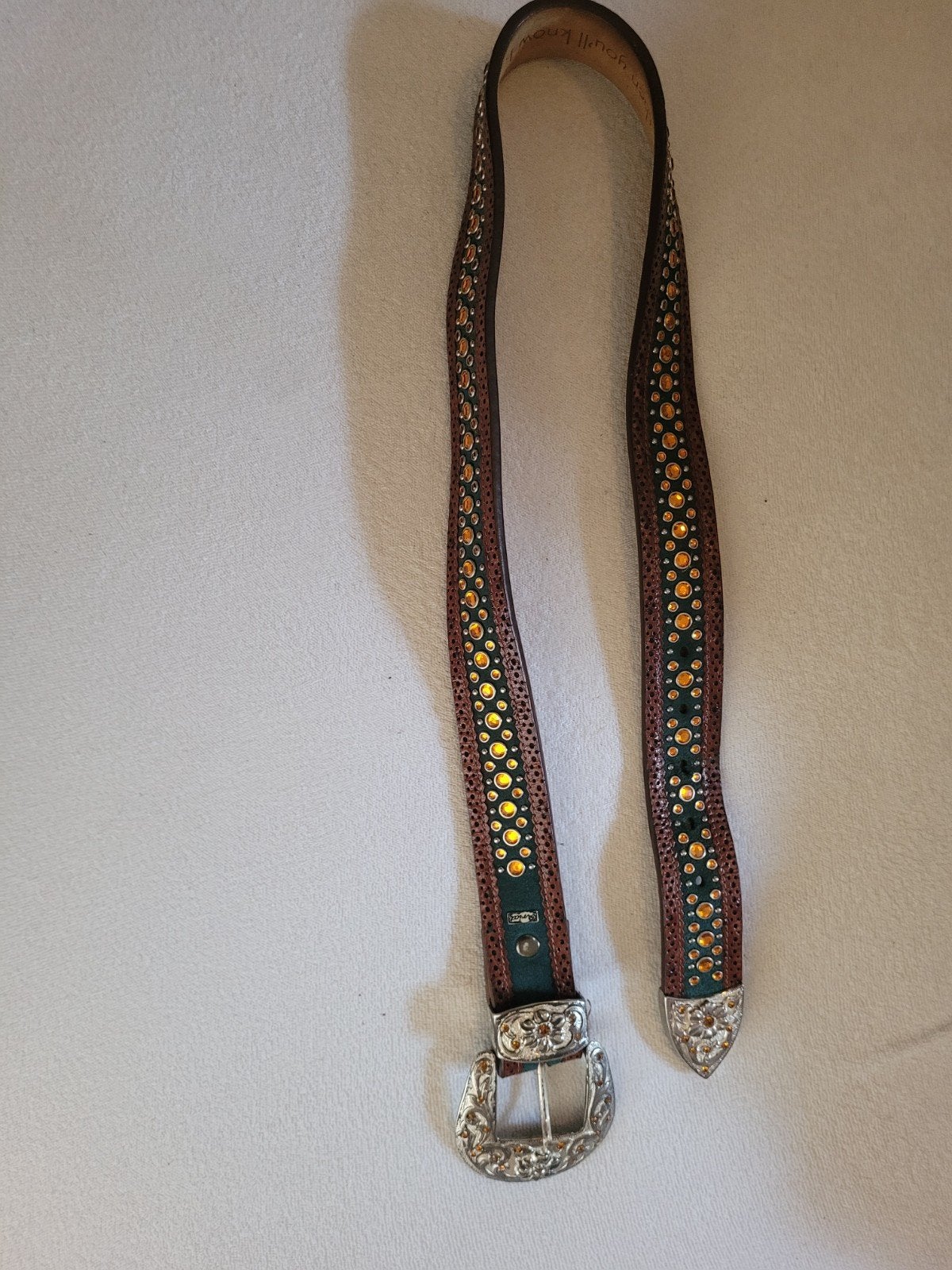 Leren riem met studs en gesp - Maat 75, Dieren en Toebehoren, Paardrijkleding, Sierdetails, Overige typen, Ophalen of Verzenden