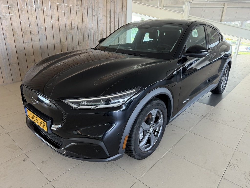Ford Mustang Mach-E RWD 75 kWh SOH 93,5% (bj 2021), Auto's, Automaat, Automatische klimaatregeling, Gebruikt, 750 kg