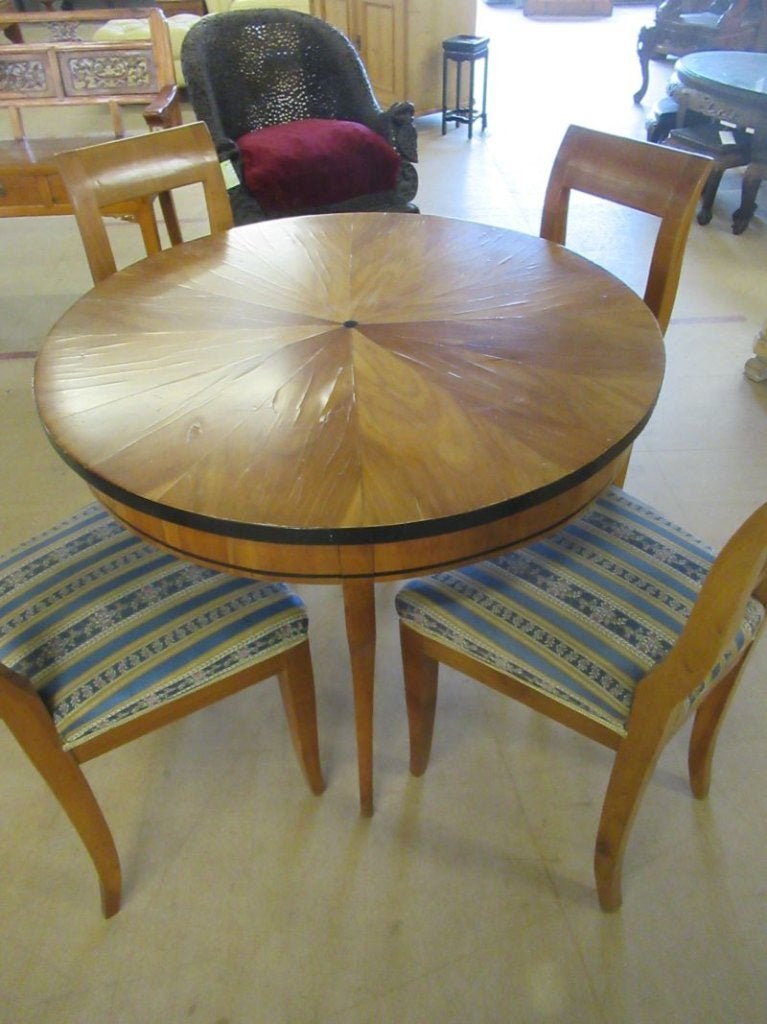 Oer 11684 antieke Biedermeier kersen set, tafel en 4 stoelen, Ophalen